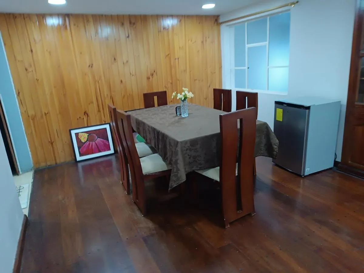 Departamento Gigante De 4 Dormitorios Ecualodge3 クエンカ